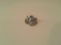 Prong Tee Nuts - Zinc